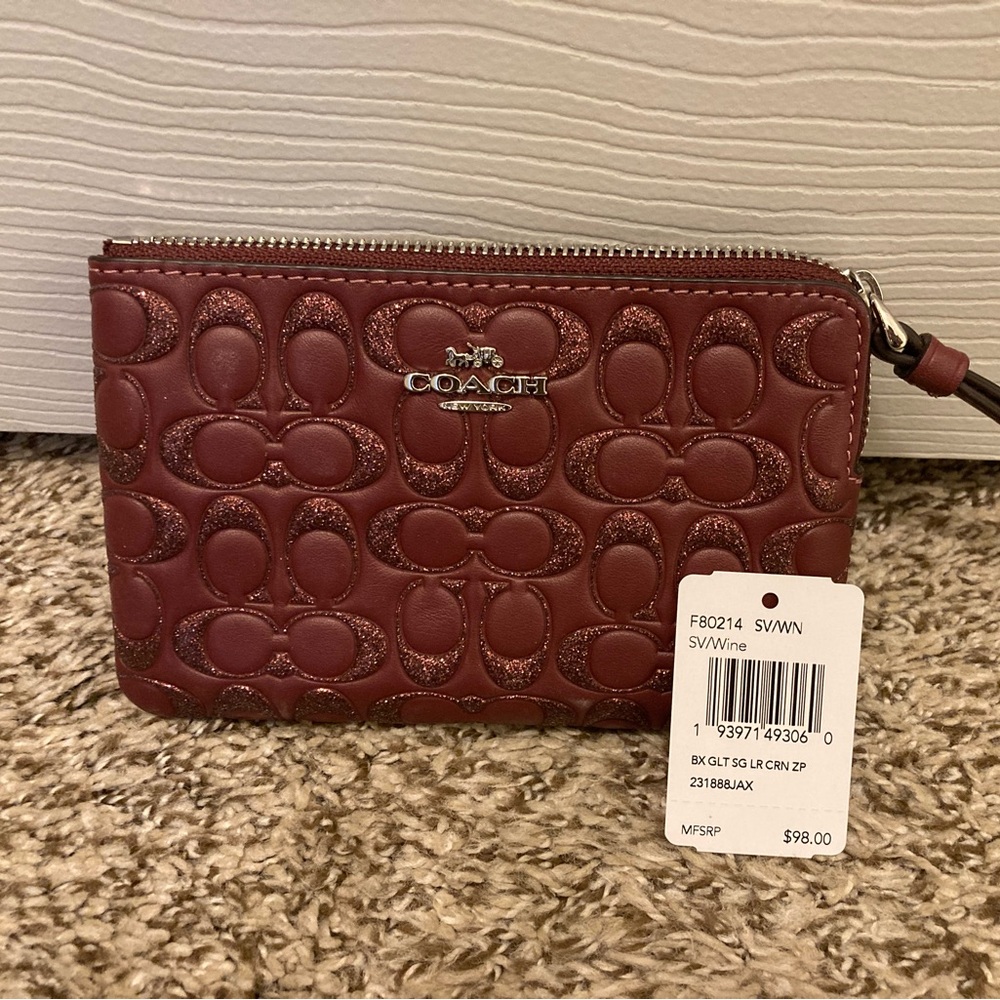 Like new, Coach wristlet